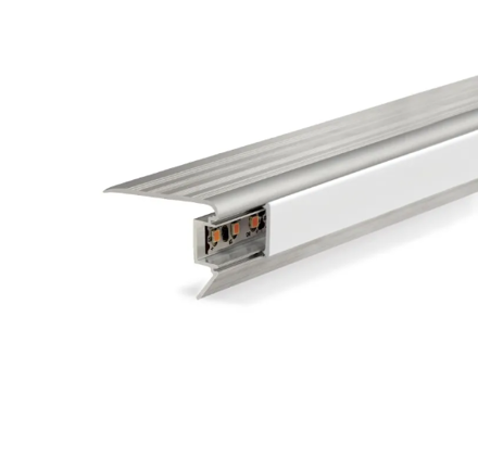 Imagen de Nariz de escalon ATRIM lumiere led 30x45mm x 2,5m cromo mate 3935