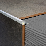 Imagen de Guardacanto simple ATRIM lumiere led quadra 10mm 2,5m 3963